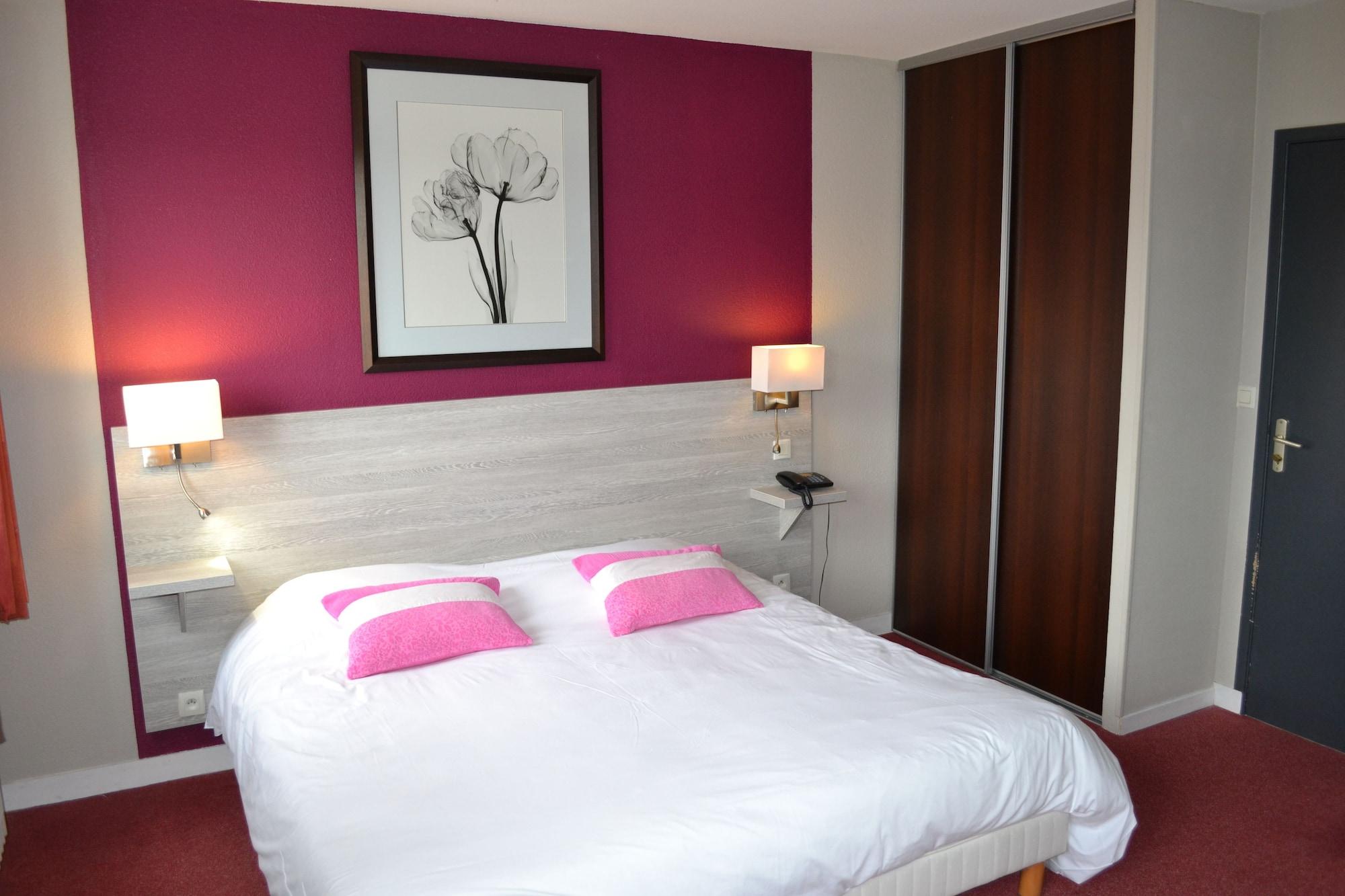 อินเตอร์-โฮเต็ล เล 4 ซาลีน Hotel โรส-โซร์-คูเอสน็อง ภายนอก รูปภาพ